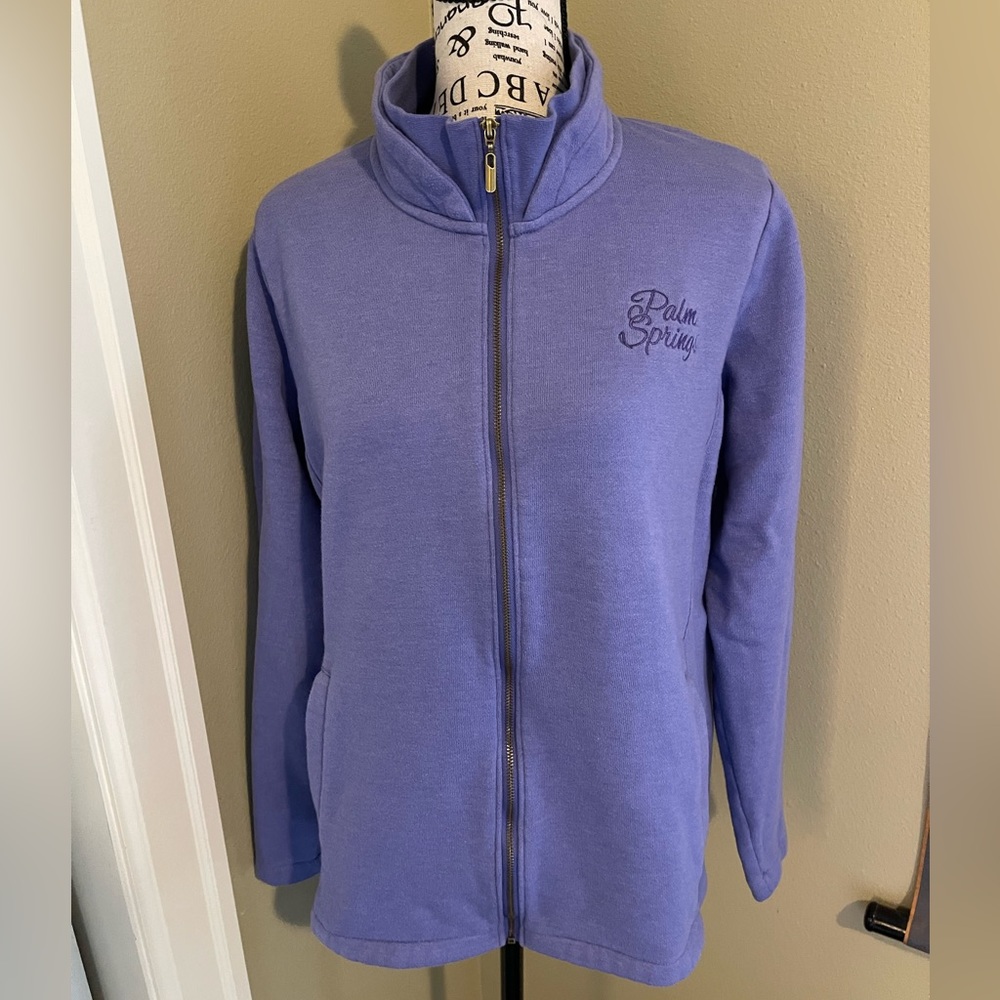 Gear Purple full front zip fleece jacket w/pockets, relaxed fit, size Large